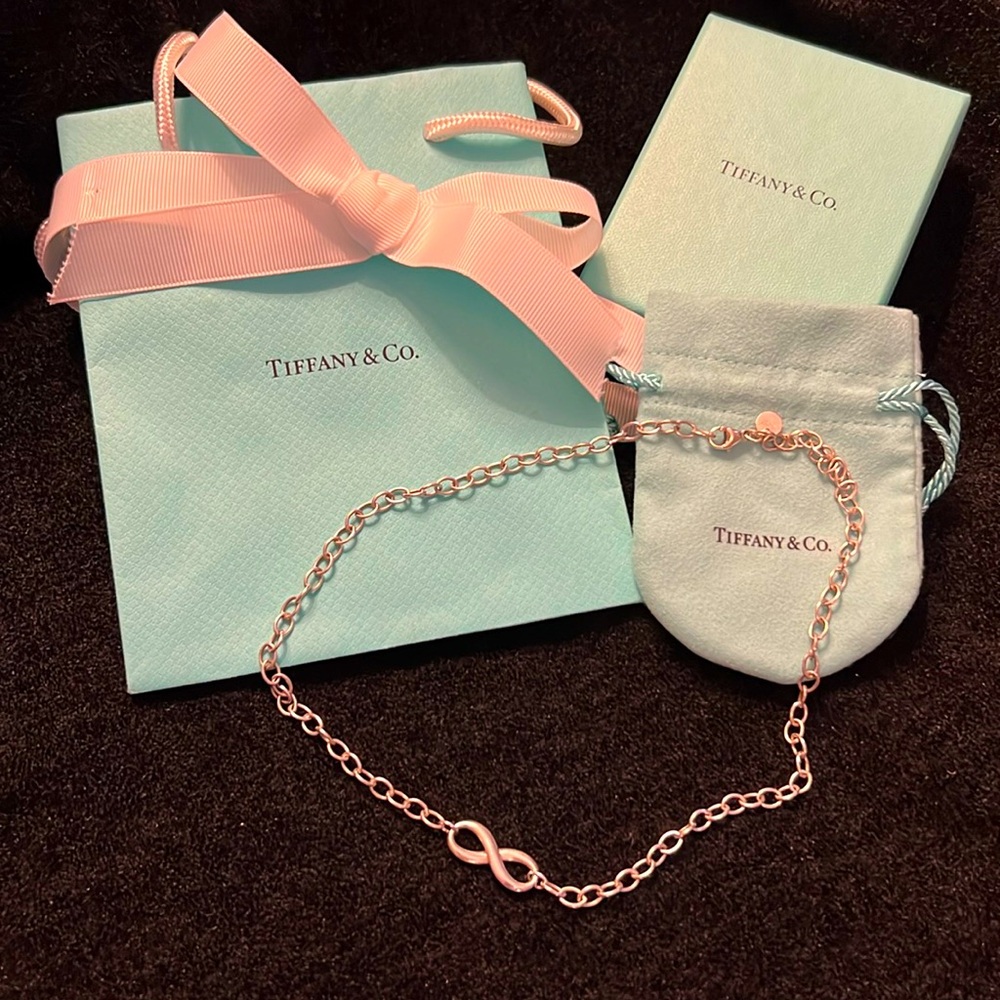 Tiffany Co. Infinity Thick Chain Necklace